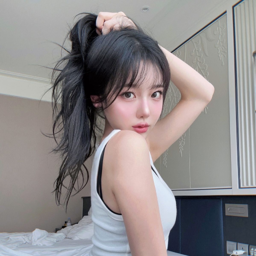 YunSeo gallery image