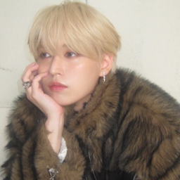 Shiroiwa Ruki gallery image