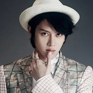 Heechul gallery image