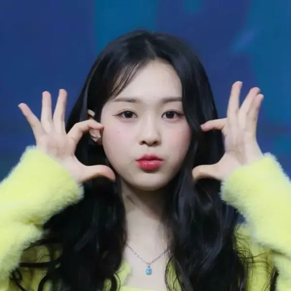 Kim SooMin gallery image