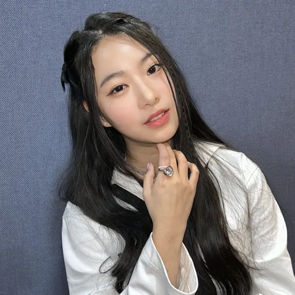 Eun-ah gallery image