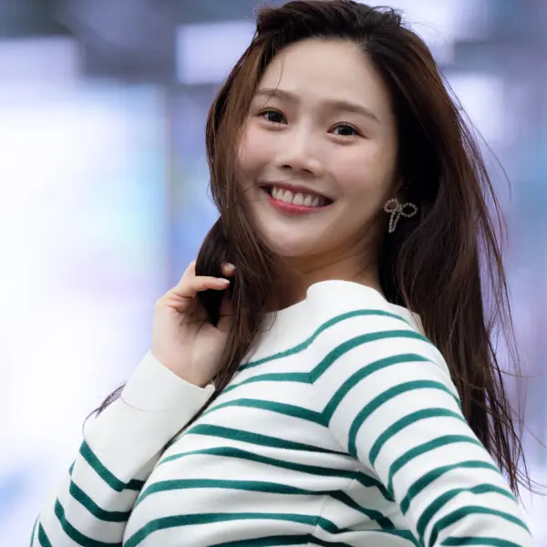 Hyojung gallery image