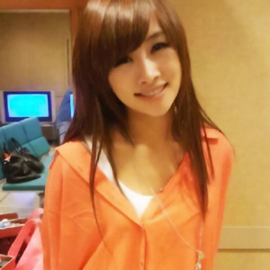 Nicole gallery image