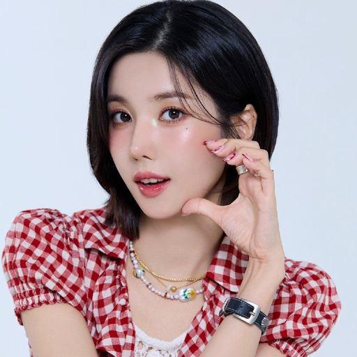 Eunbi gallery image