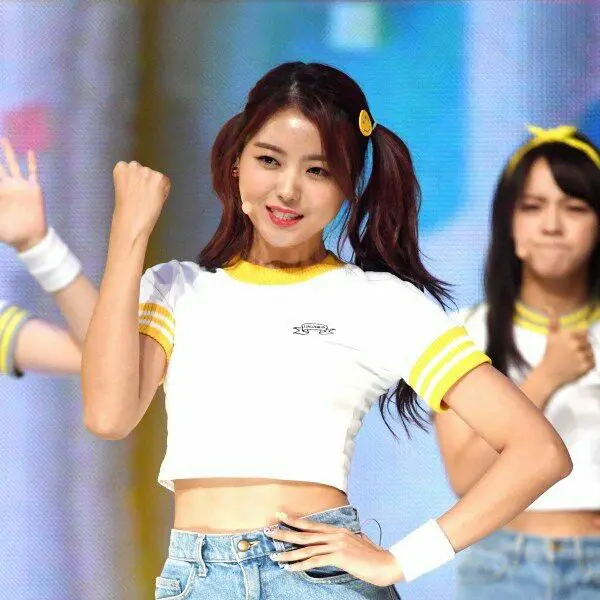 Gambar galeri Nayoung