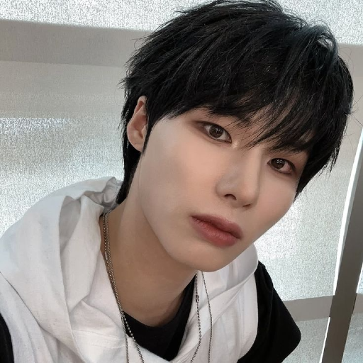 Larawan sa gallery ni Won Hyuk