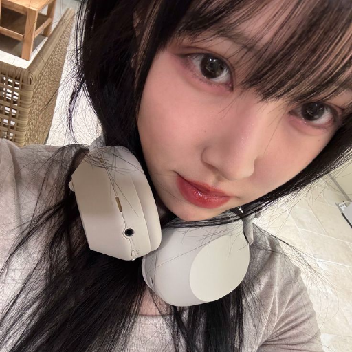Yuju gallery image
