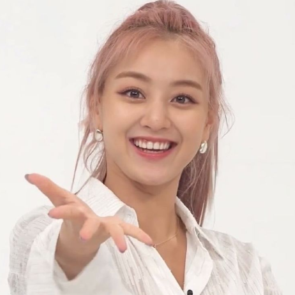 Larawan sa gallery ni Jihyo