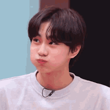 Jungwon gif