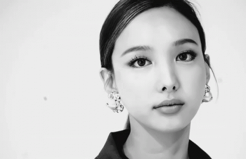 Nayeon gif