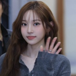 Youngseo gallery image