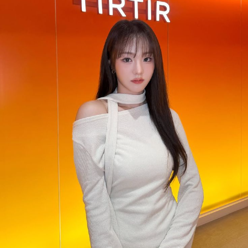 Nana gallery image