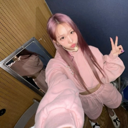 Koo Hanna gallery image