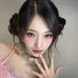 Leeseo gallery image