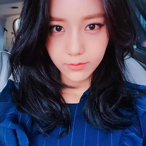 Shin Hyejeong galerijafbeelding