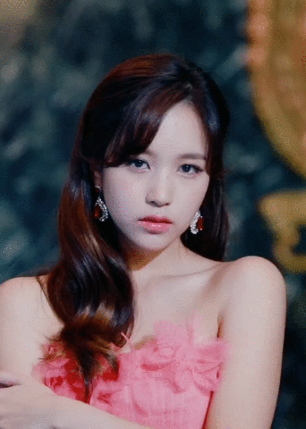 Mina gif