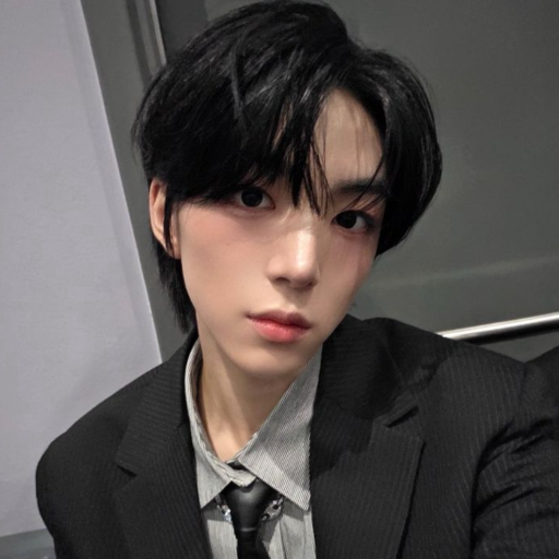Baek Junhyuk gallery image