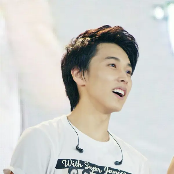Sungmin gallery image