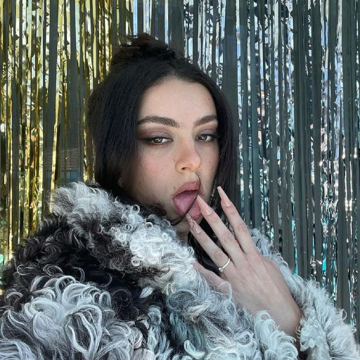 Imagen de la galería de Charli xcx