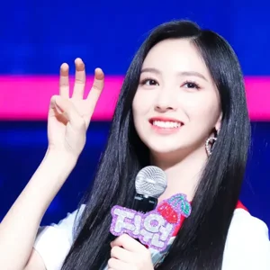 Jiwon gallery image