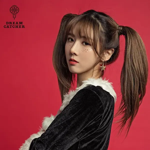 Yoohyeon gallery image
