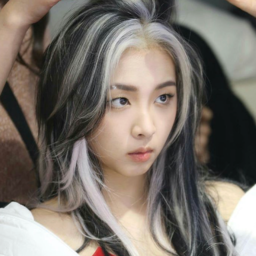 Jeon Jiwoo gallery image