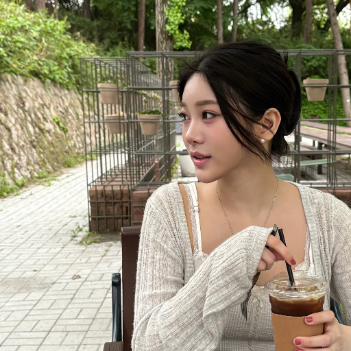 Jiana gallery image