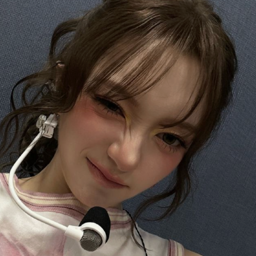 Chanelle Moon gallery image