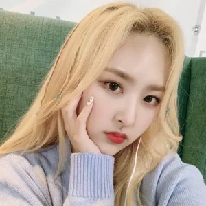 Jungwoo gallery image