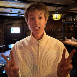 Martin gallery image