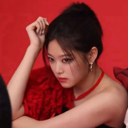 Hyunjin gallery image