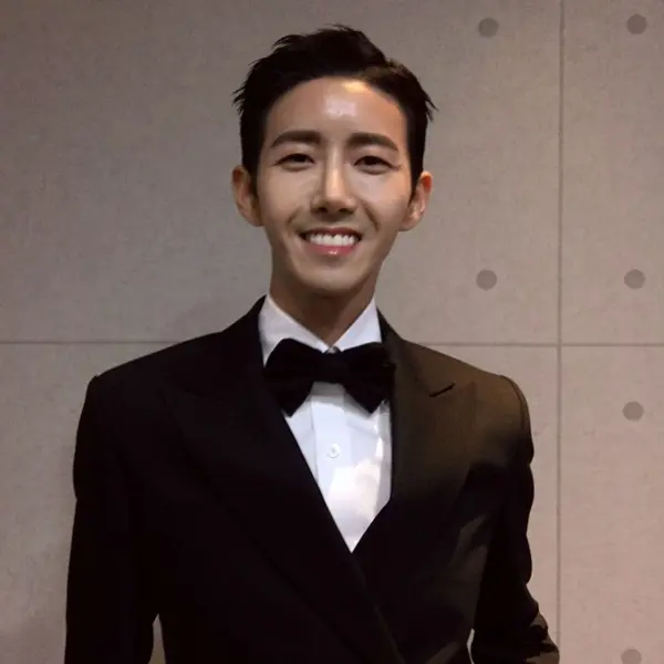 Kwanghee galerijafbeelding