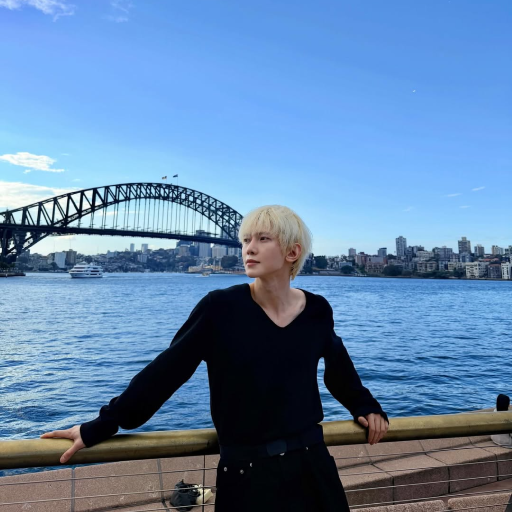 Yeosang gallery image