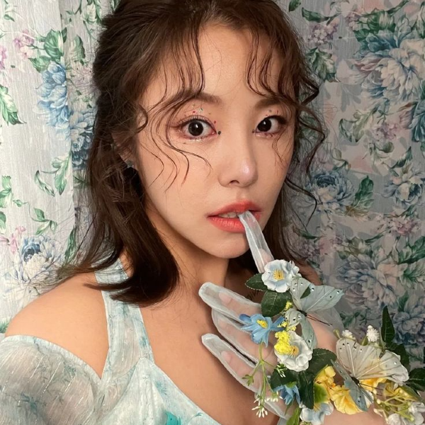 Larawan sa gallery ni Wheein