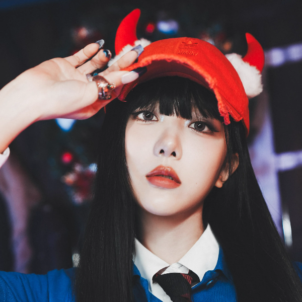 YunSeo gallery image