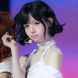 Kim ChaeWon gallery image