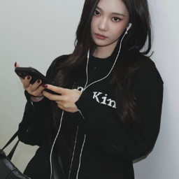 Ningning gallery image