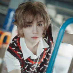 Leehan gallery image