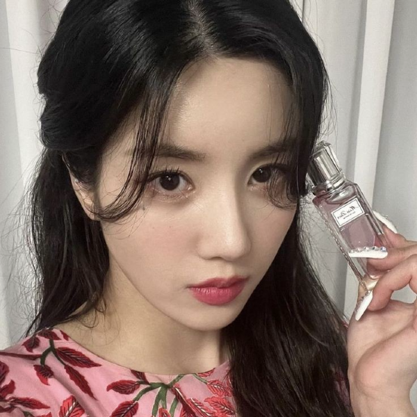 Eunbi gallery image