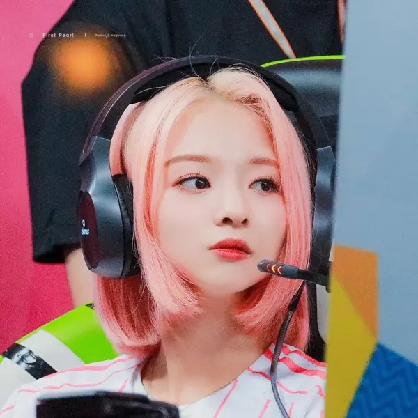 Nakyung gallery image