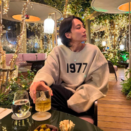 Jeonghan gallery image