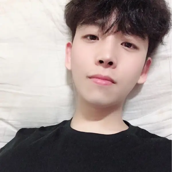 Junhyeok gallery image