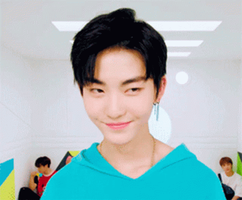 Hwall gif