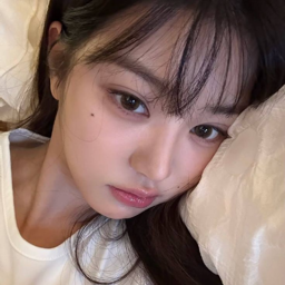 Wonyoung gallery image