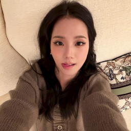Jisoo gallery image
