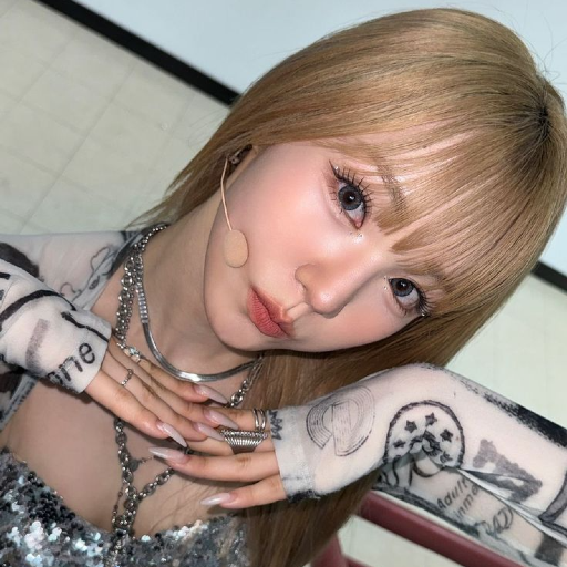 Nana gallery image