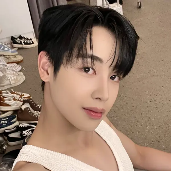 Hunter gallery image