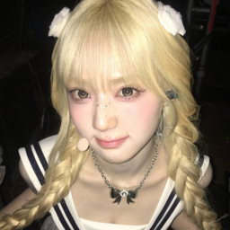 Yoon SeoYeon gallery image