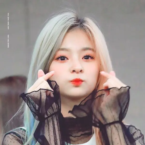 Nakyung gallery image