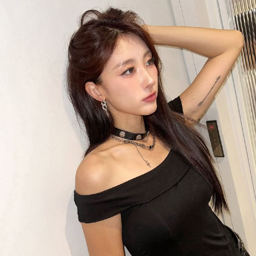 Hyuna gallery image